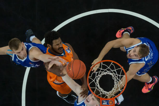 裁判的决定 裁判的决定