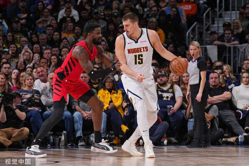 度与个人突 度与个人突