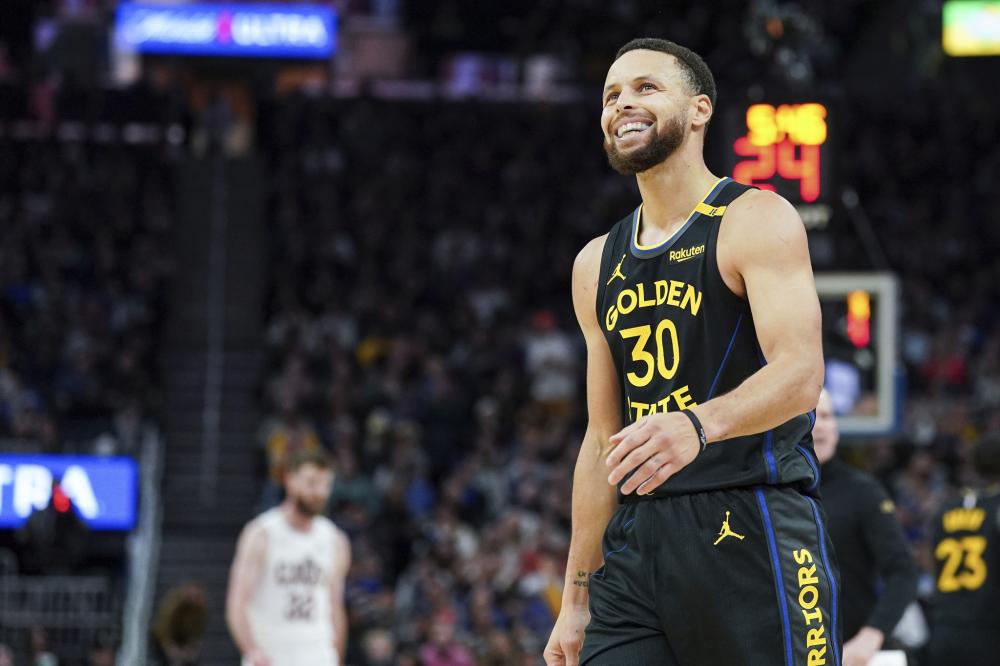 露头角的舞 露头角的舞